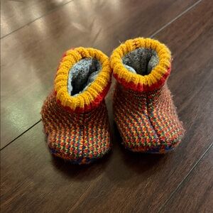 BOMBAS BABY GRIPPER SLIPPER BOOTIES
